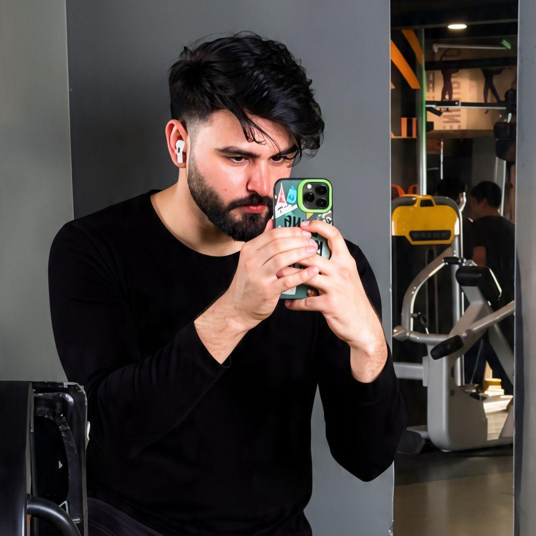 Junaid Bhatti, content creator on Collabscafe