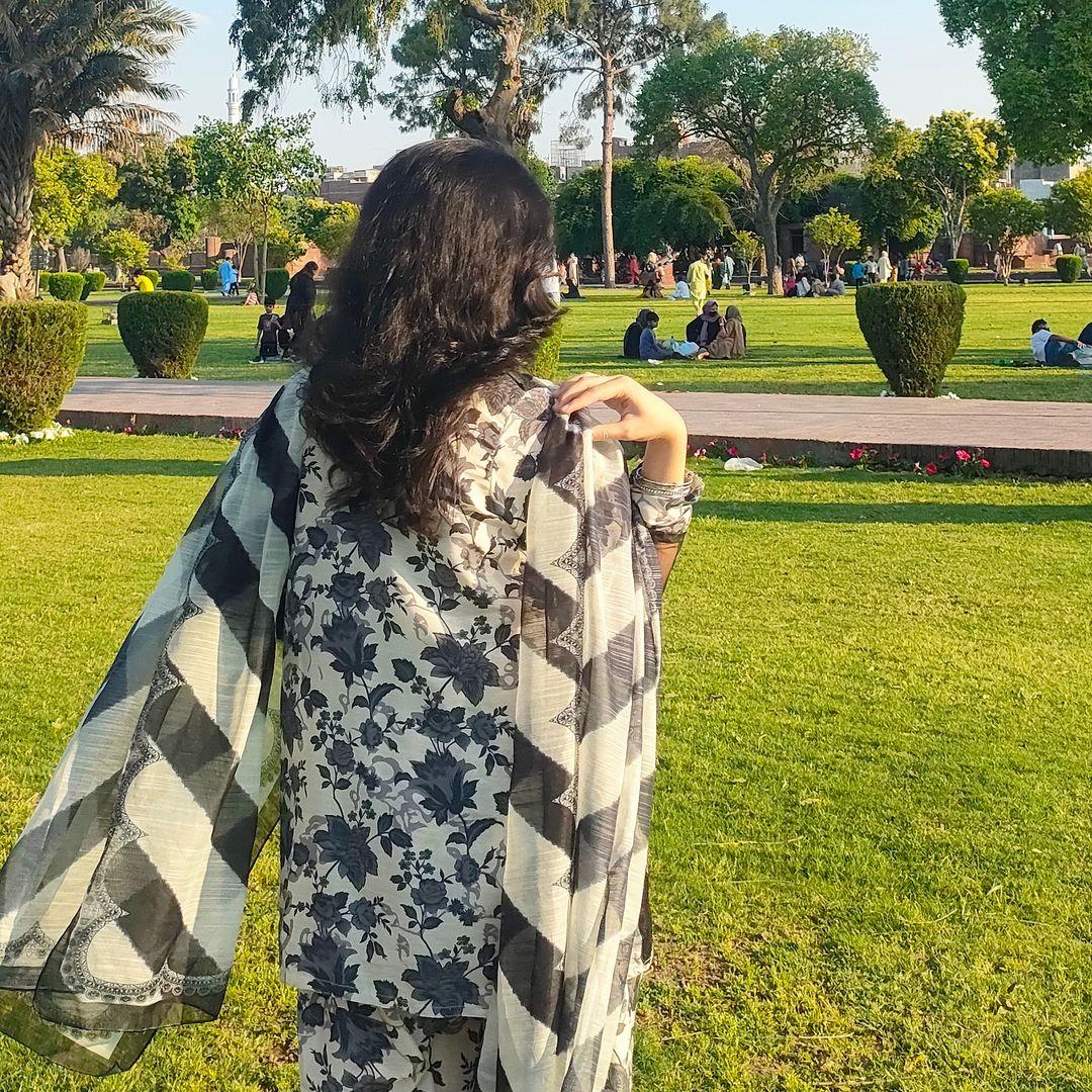 Mahnoor — content creator on Collabscafe
