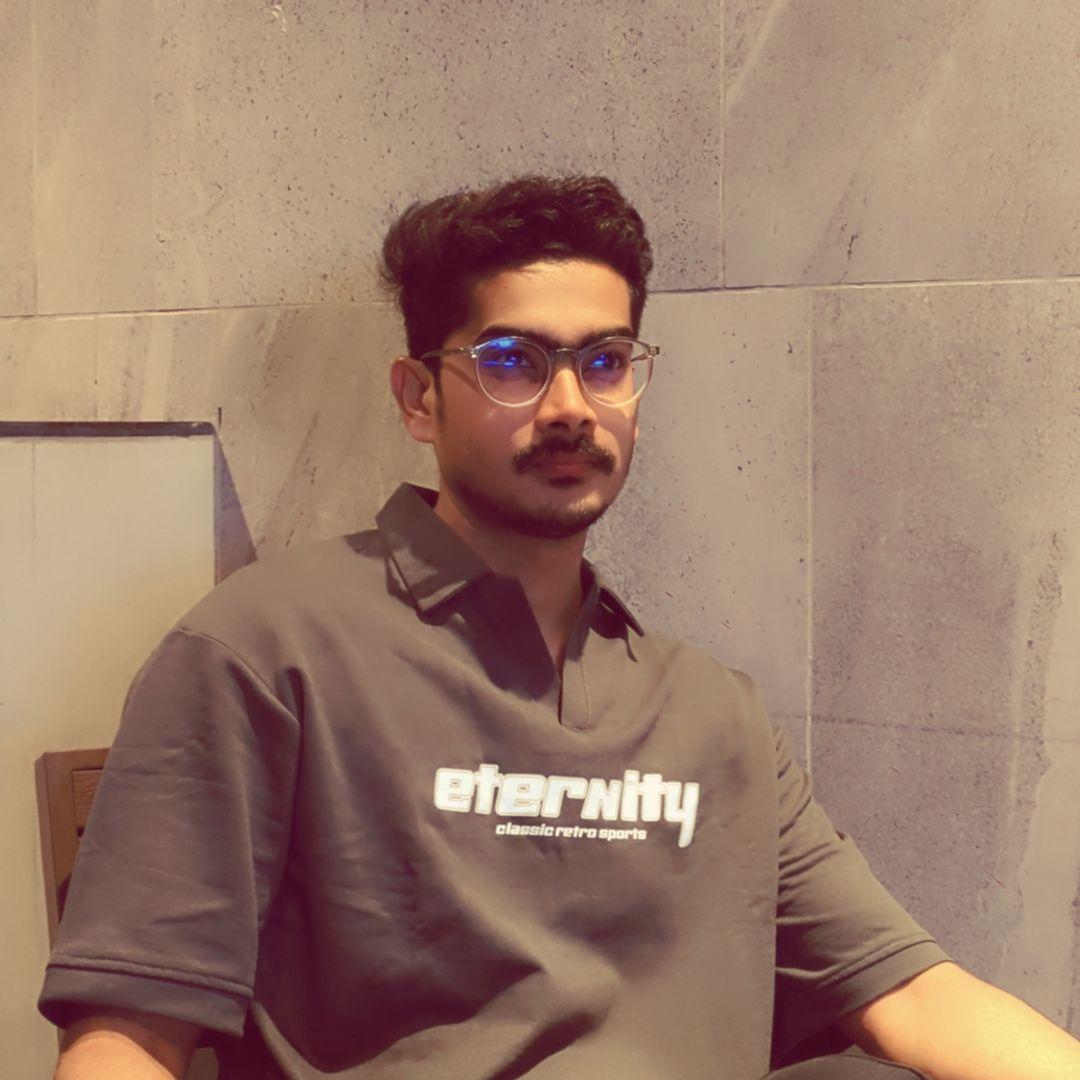 M Huzaifa — content creator on Collabscafe