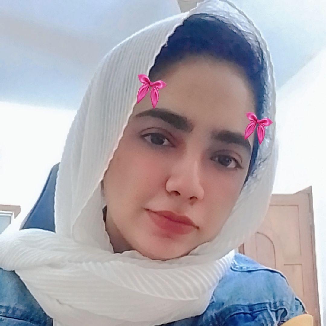 Shizra Aly , content creator on Collabscafe