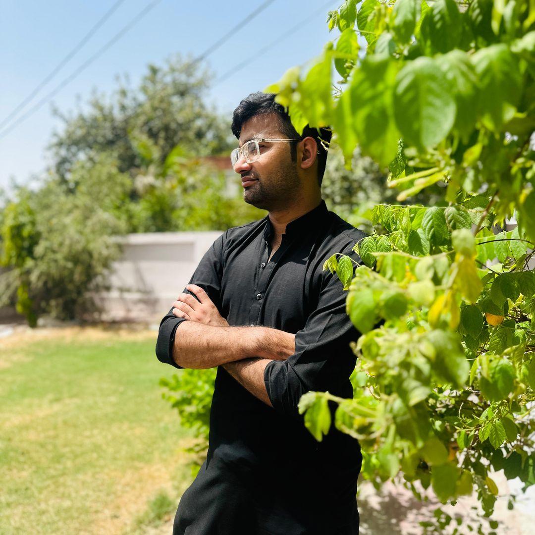 Usama Azhar — content creator on Collabscafe