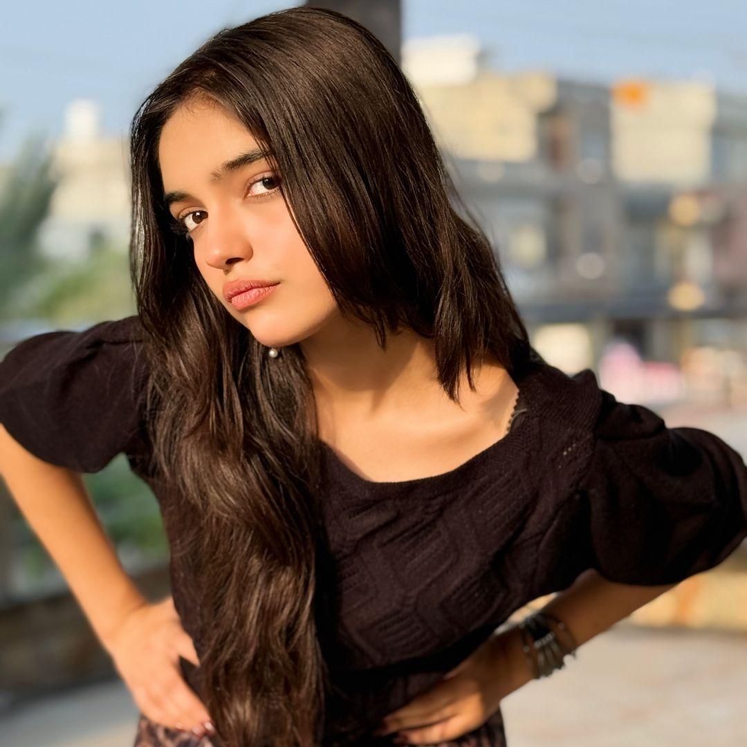 Warishakhan, content creator on Collabscafe