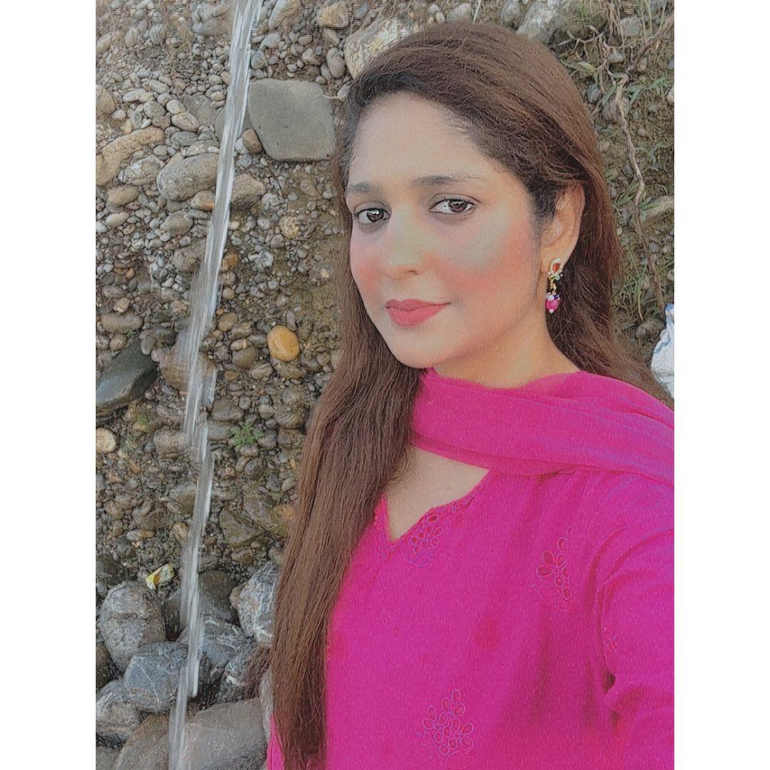 Sarah fahad, content creator on Collabscafe