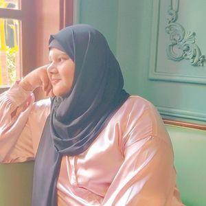 Warisha Rashid, content creator on Collabscafe